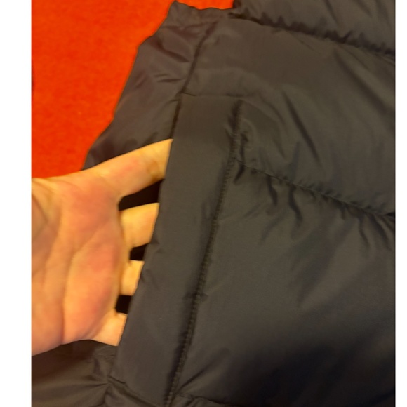 Uniqlo and J+ Jill Sanders collab oversized navy down puffer vest NWT - Picture 4 of 15